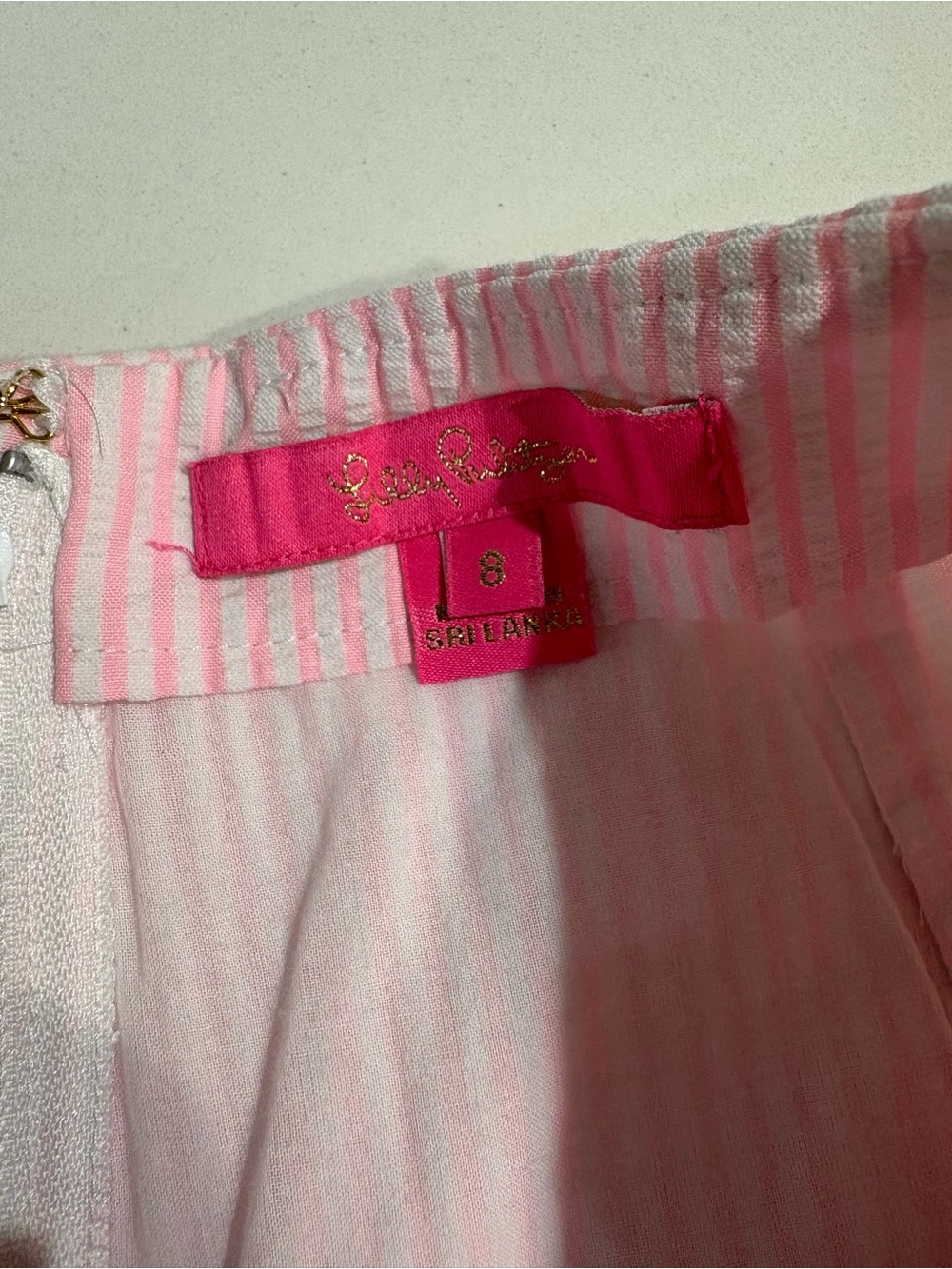 Lilly Pulitzer Pink & White Striped Women’s Shorts 8 - Picture 3 of 4